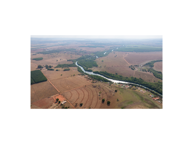 Ruralis Imobiliária ( Lote de Rancho à Venda 5946 - J - Cassilândia/MS )
